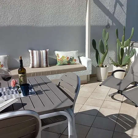 Attico Margherita - La Terrazza Sul Mare בית נופש *