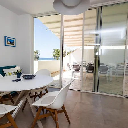 בית נופש Attico Margherita - La Terrazza Sul Mare *